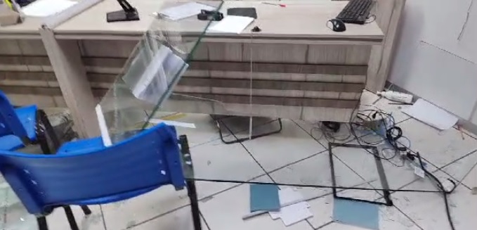 Foto 2 de 3 — Após vandalismo, Fungota ressalta que Maternidade segue com atendimentos